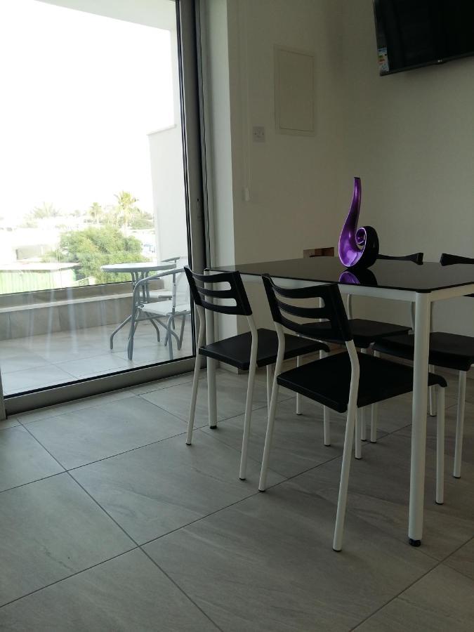 איה נאפה Christopher'S Sandy Beach Suites מראה חיצוני תמונה